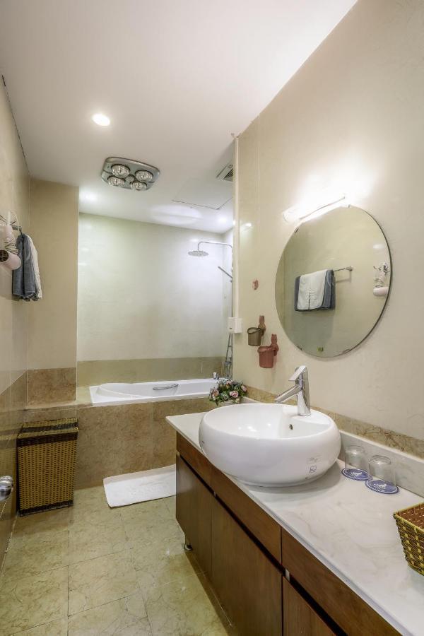 Canvas Cau Giay Apartments Hanoi Buitenkant foto